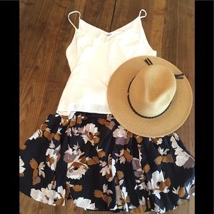 Navy Floral Print Skirt SZ M - with pockets!